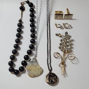 Elegant Black and Gold  Tone Small Jewelry Lot
